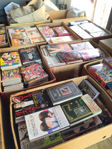岐阜県各務原市で成年コミックやアニメDVDブルーレイなどを出張買取しました。