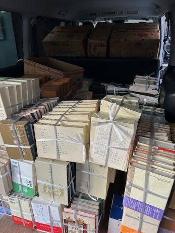 東区で買取した本